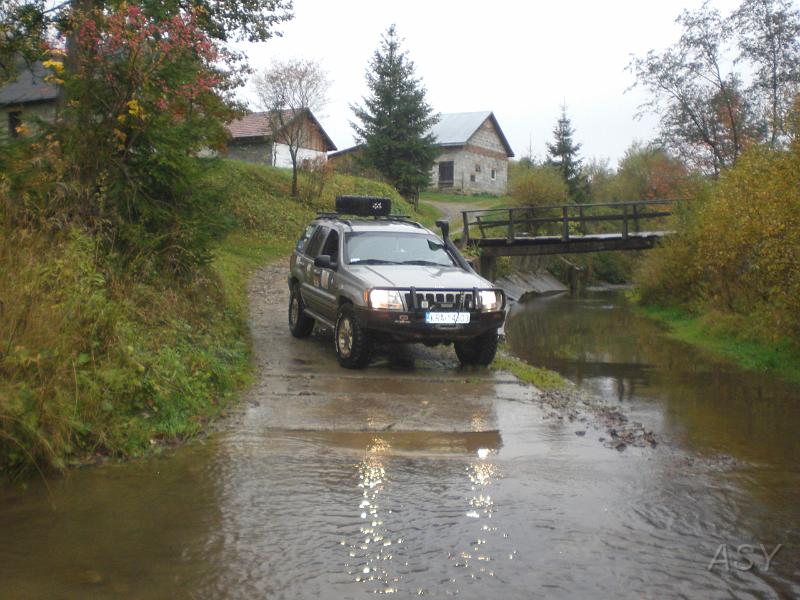 CIMG2429.JPG - Także w rzece ....