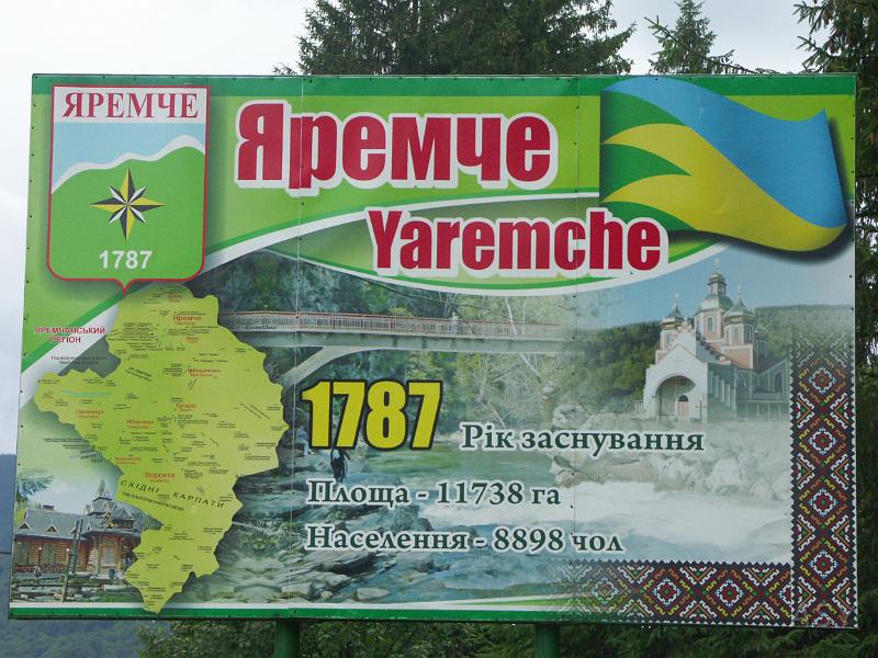 PICT2852.JPG - Wita nas Jaremcze, niegdyś zwane "Perłą Karpat"
