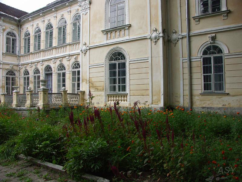 img0105.jpg - Pałac w Beńkowej Wiszni