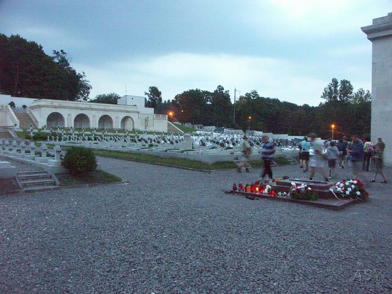 img0154.jpg - Cmentarz Orląt Lwowskich
