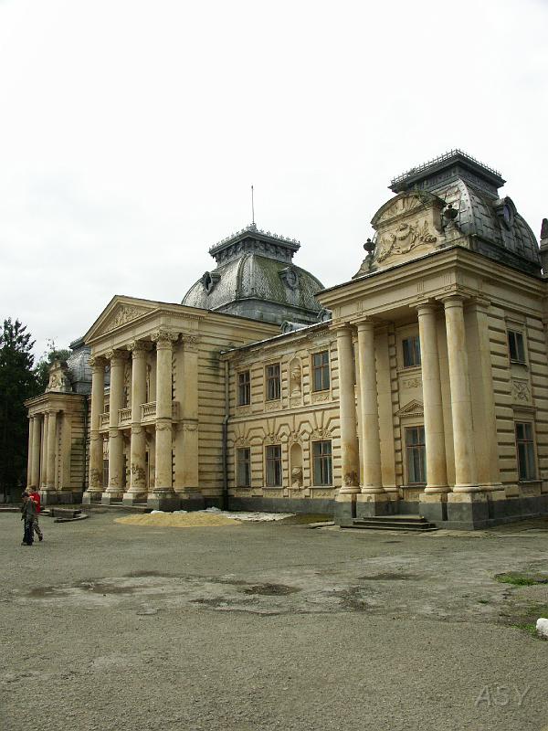 img0373.jpg - Pałac w Koropcu