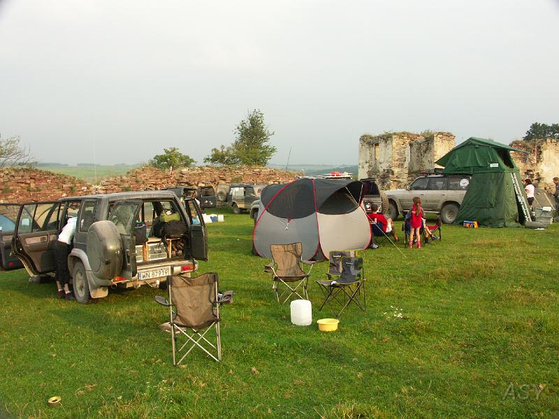 img1010.jpg - Ruiny podzameczku w Buczaczu